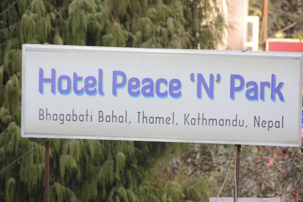 Hotel Peace N Park Káthmándú Exteriér fotografie